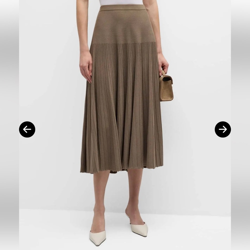 LAFAYETTE 148 NEW YORK  Ribbed Matte Crepe Midi Skirt in Medium